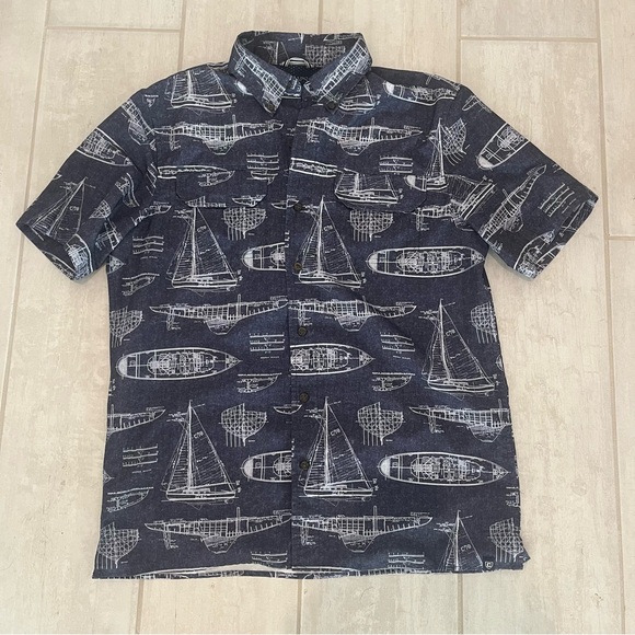 Chaps Nautical Print Men's button Shirt - Navy, Size Medium - Picture 1 of 5